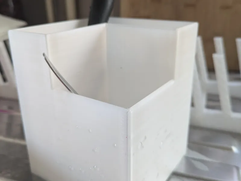 Cutlery holder/Organiser