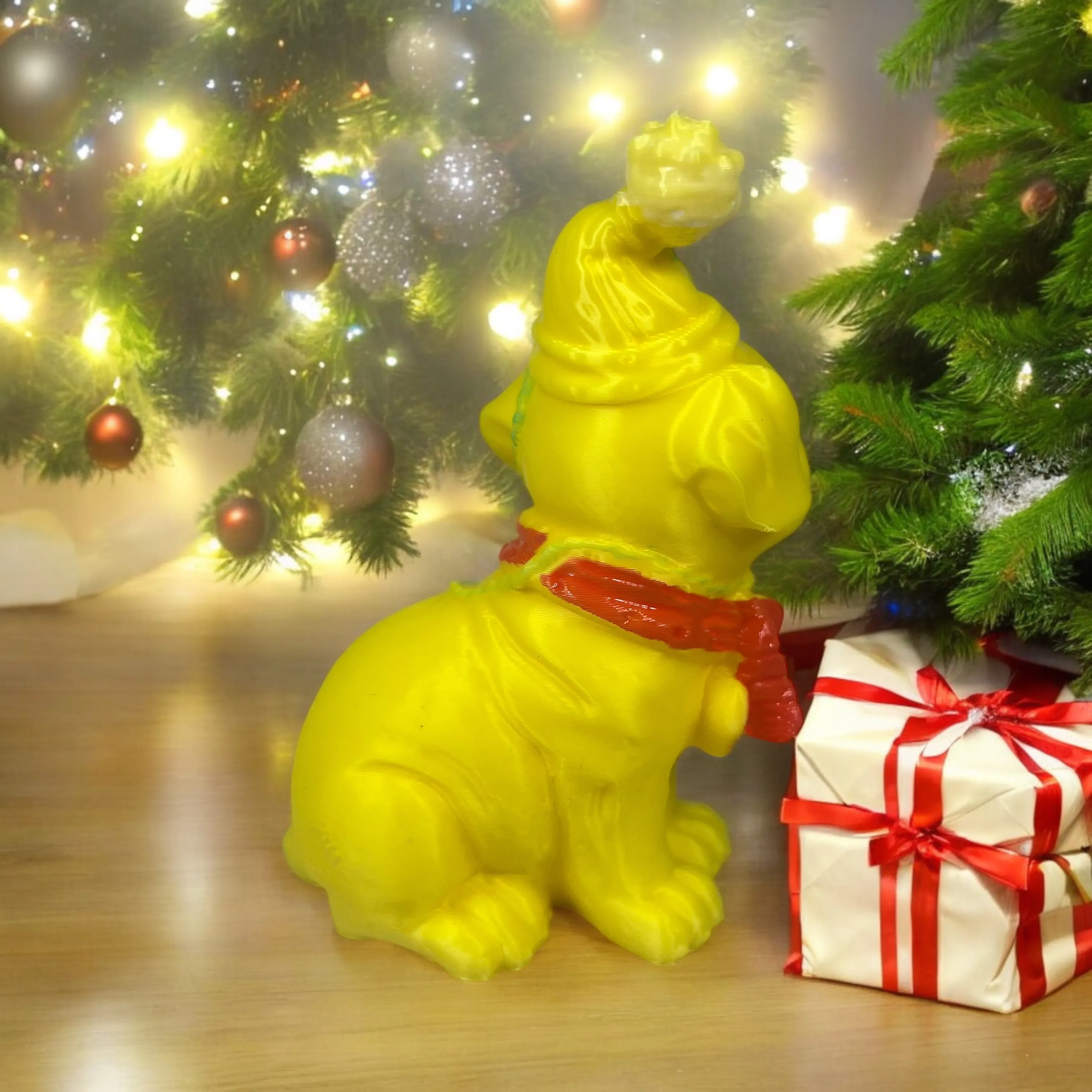 Carlin Christmas Dog