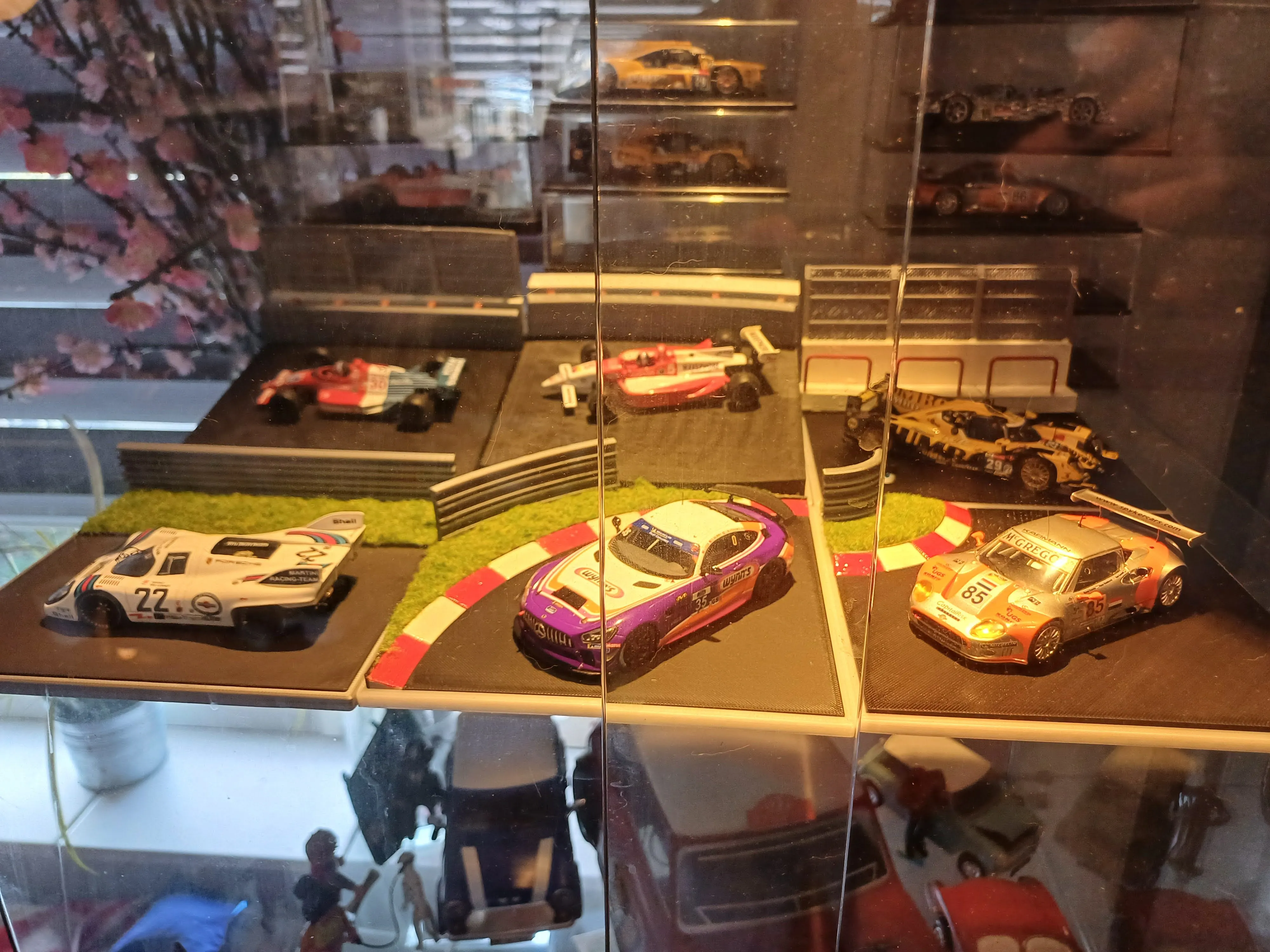 oval banking diorama 1/43