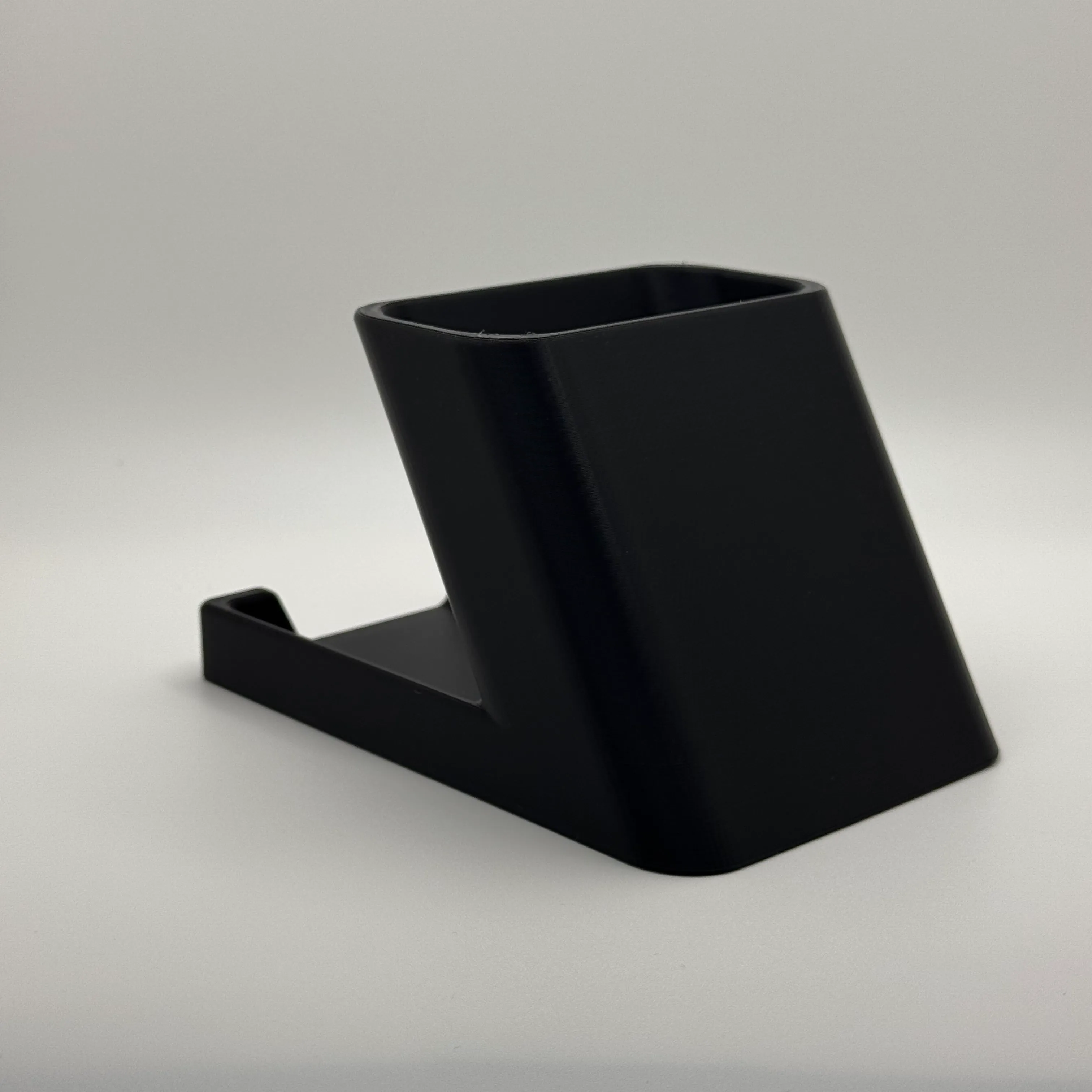 Slanted Pen and Sticky Note Holder - (designx-lab.com)