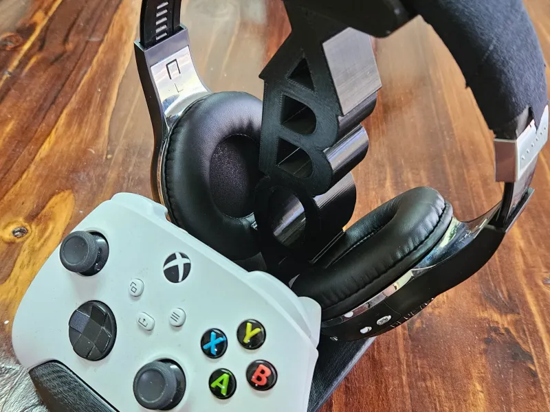 Xbox Controller and Headset Stand by PV3D