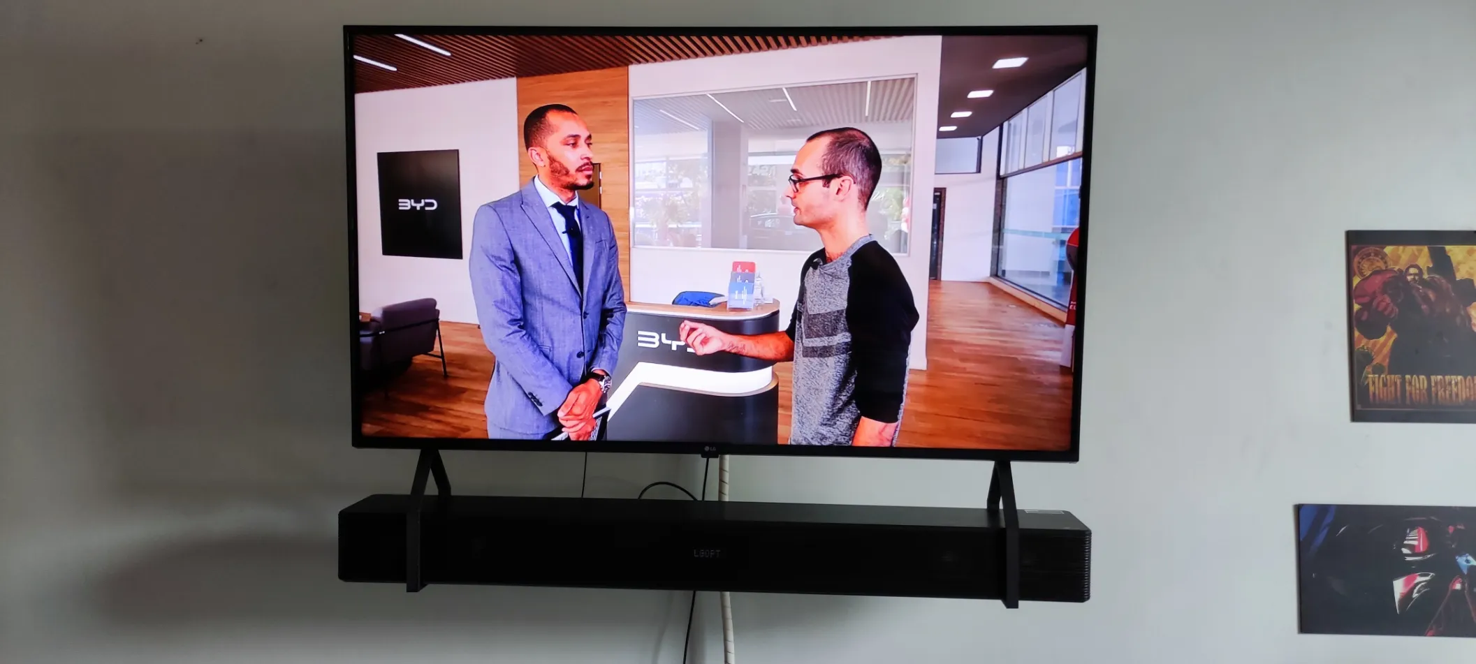 LG SNH5 Sound Bar TV Mount