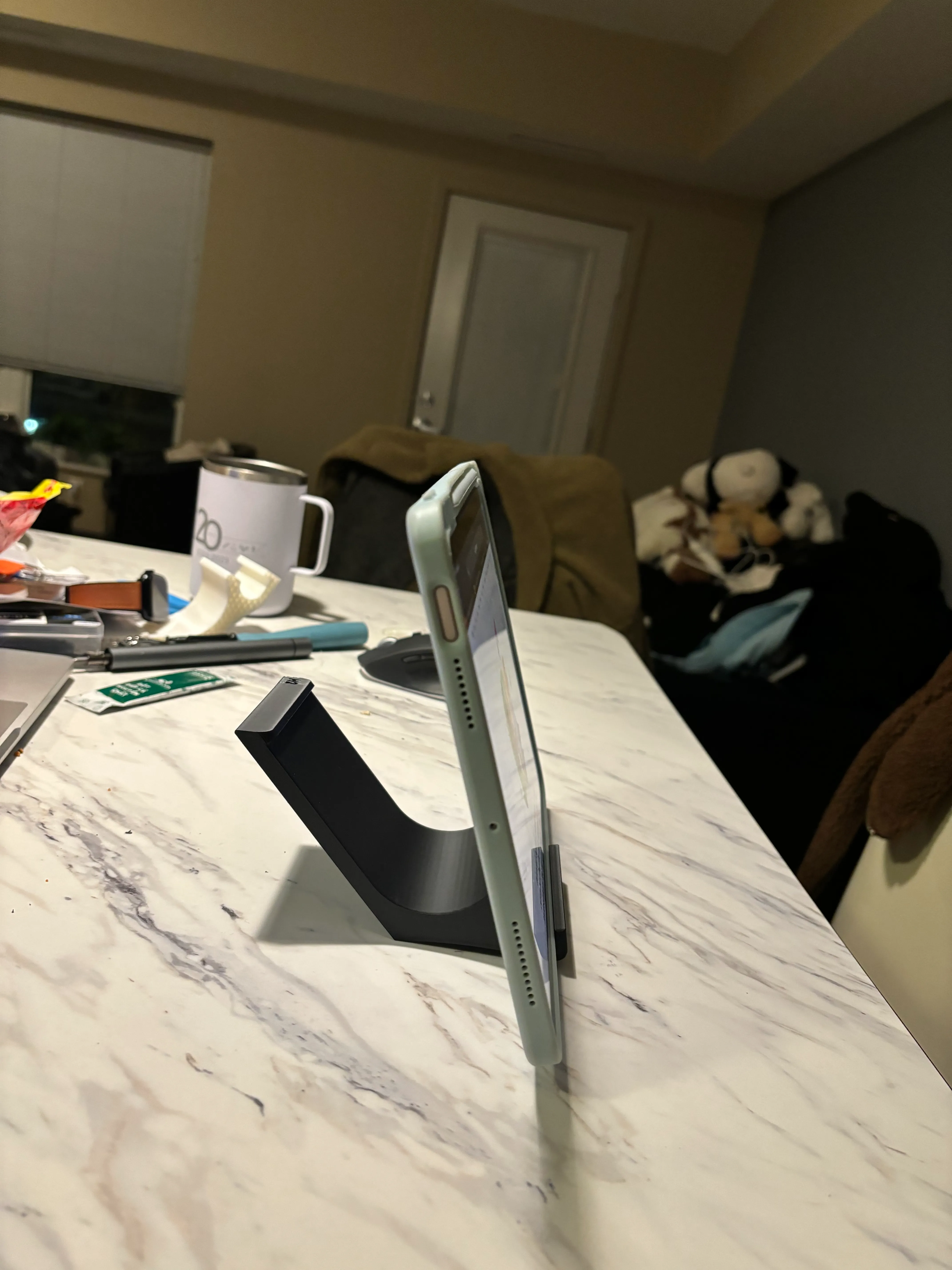Levitation Macbook stand - Ipad Stand - Phone holder