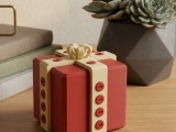Annoying Gift Box-2