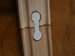 Brio train raillock