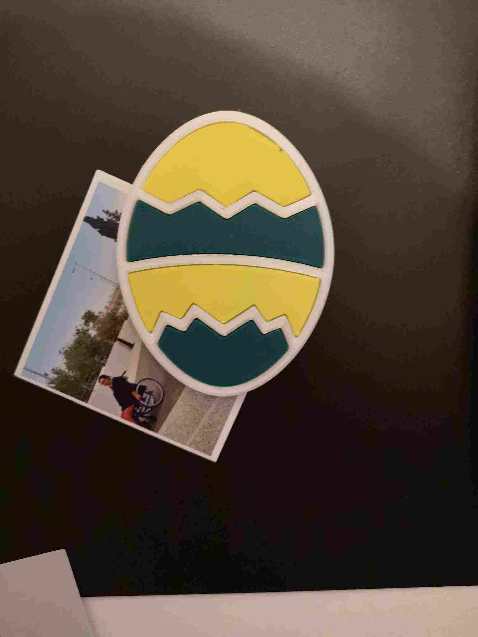 Easter egg fridge magnet