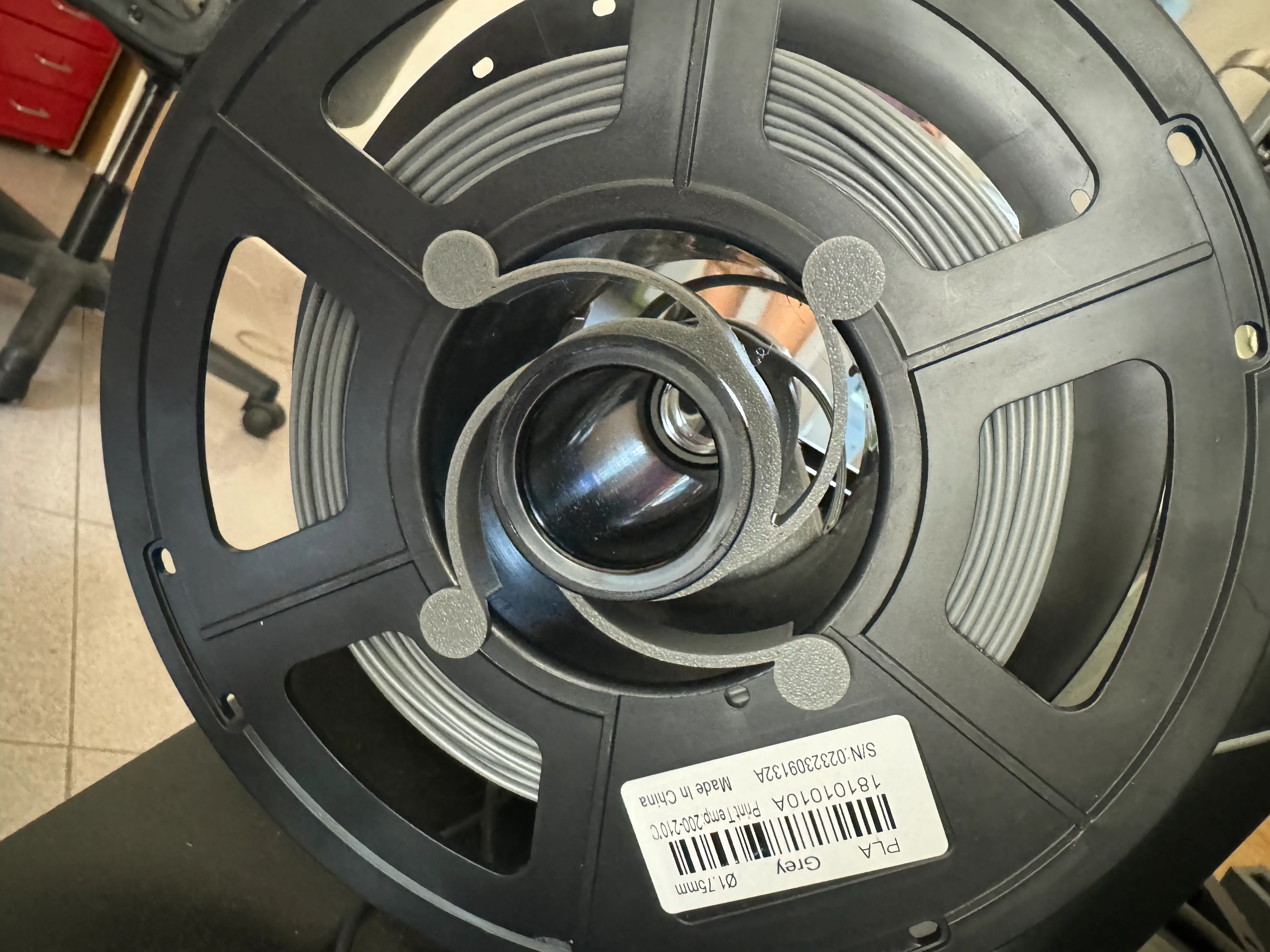 Central spool support