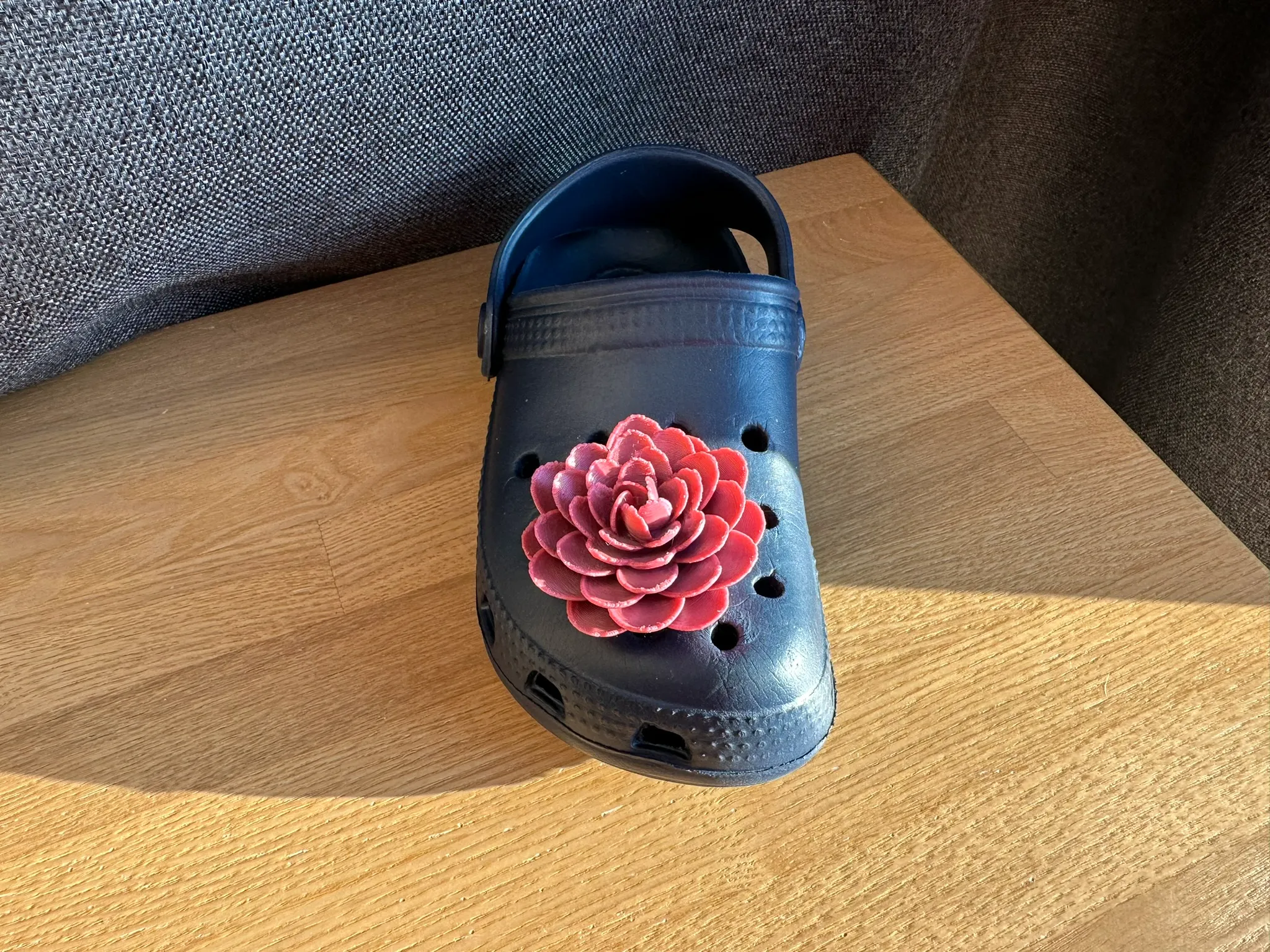 Lush flower shoe charm