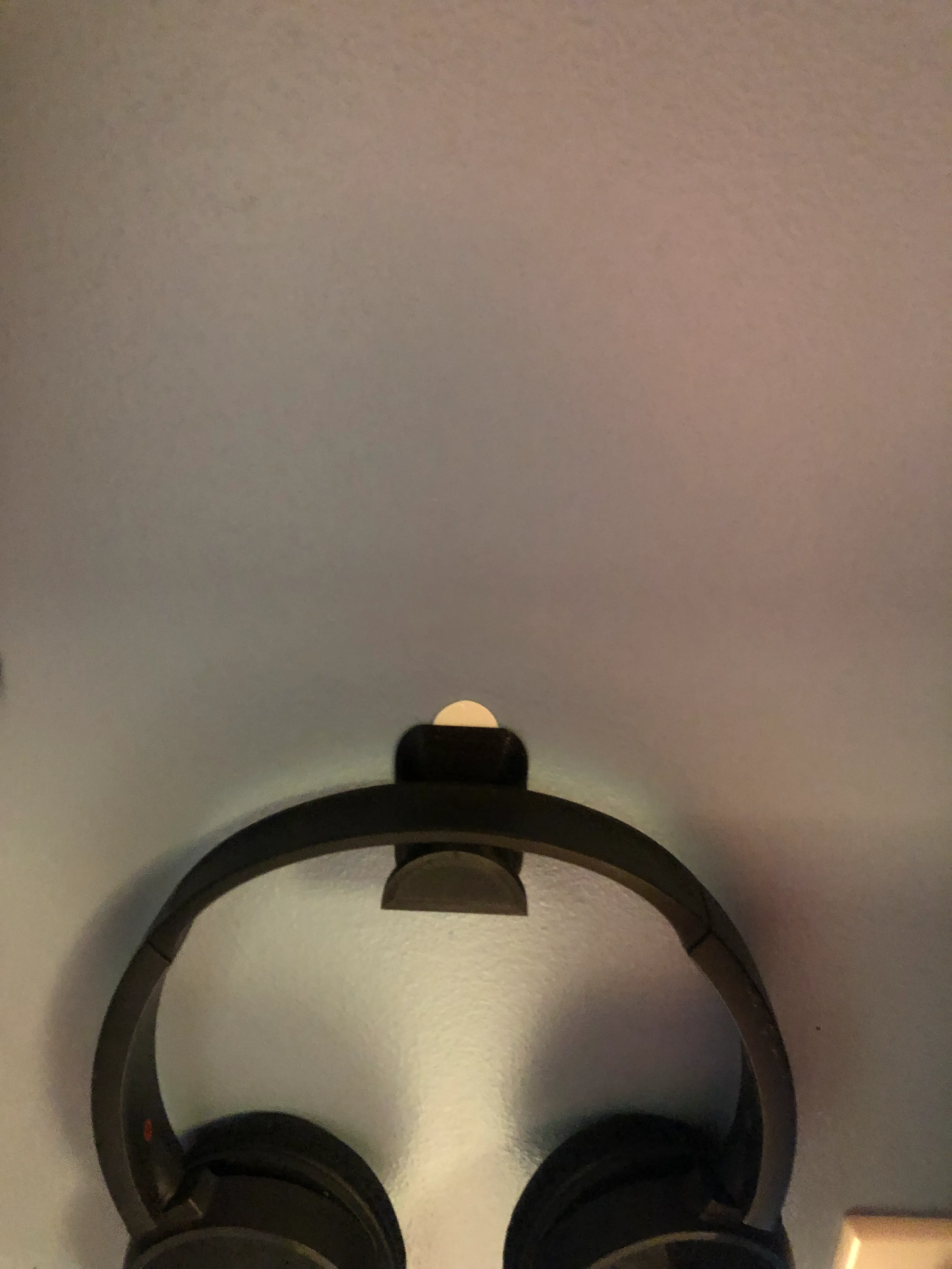 headphone holder