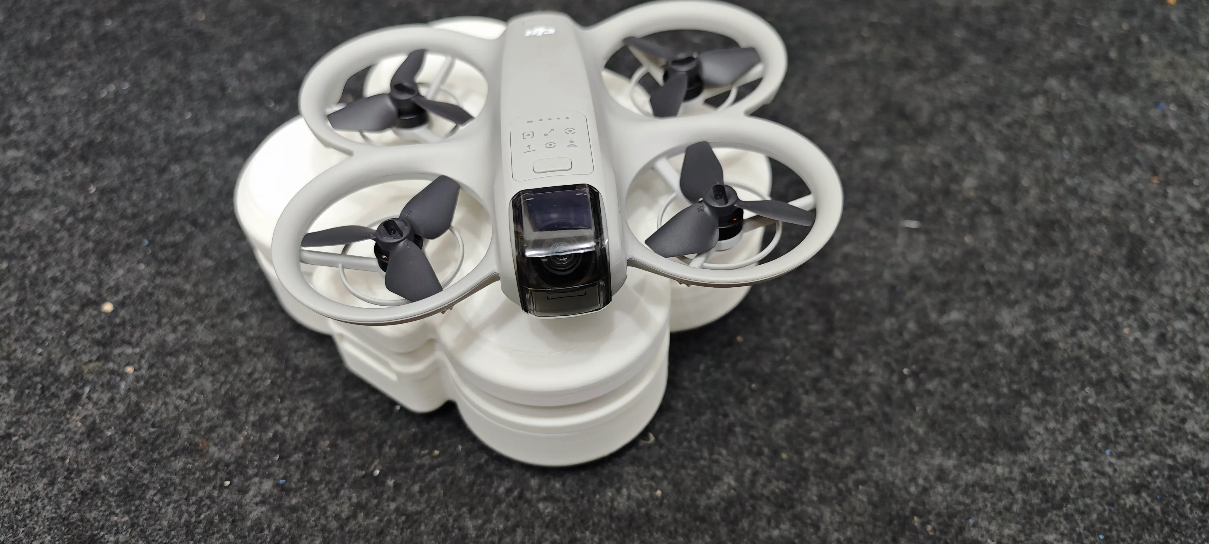 cool DJI Neo Drone transport box with bumper compartment!