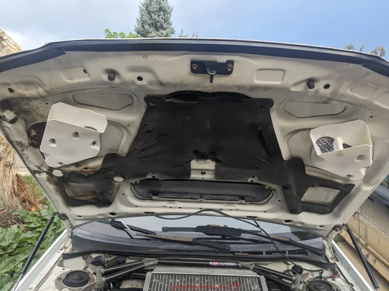 Воздуховоды капота Subaru - GC8 Impreza 2.5RS Outback Forester