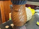 greyskull vase-4
