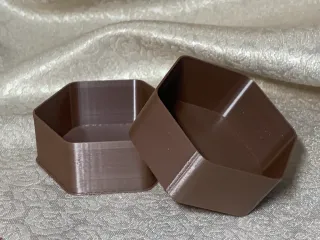 Hexagonal, nestable box (v1)