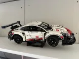 Lego technic car stand-1