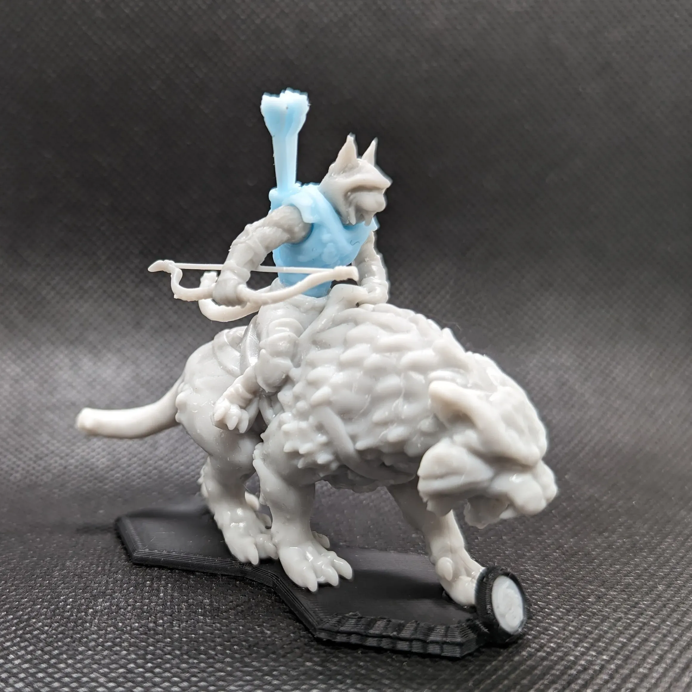 Lynx's miniature Part. 4 (Customizable)