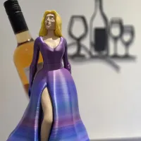 MUJER PORTA VINO II-1