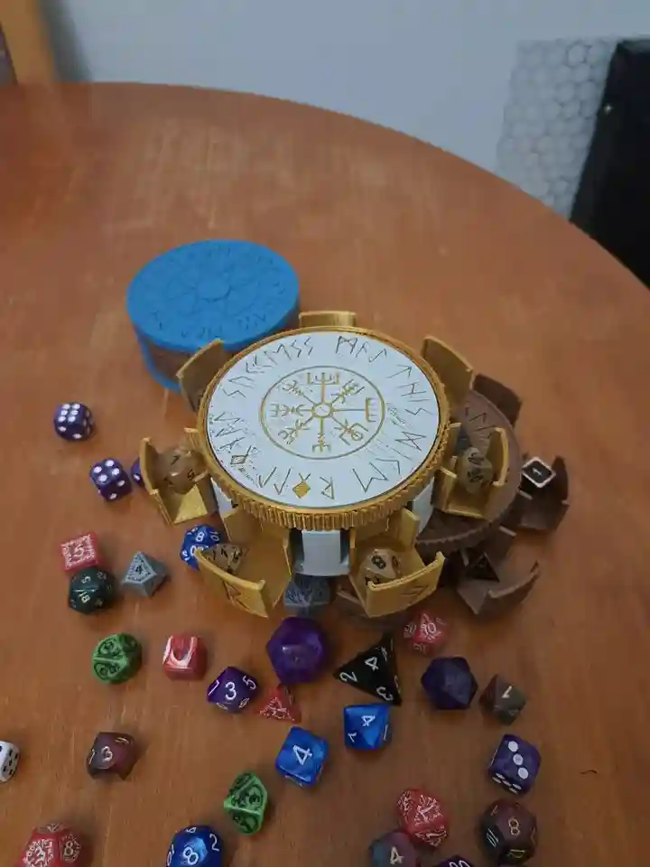 Runik Zar Kutusu DnD