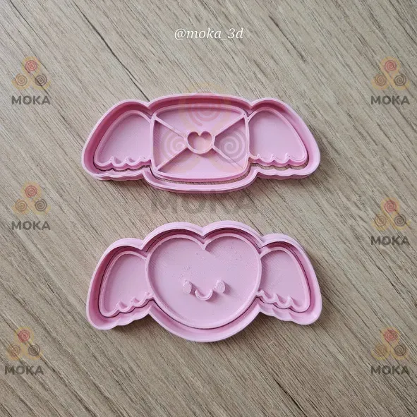 set x 2 Cortador de galletas corazon con alas San Valentin