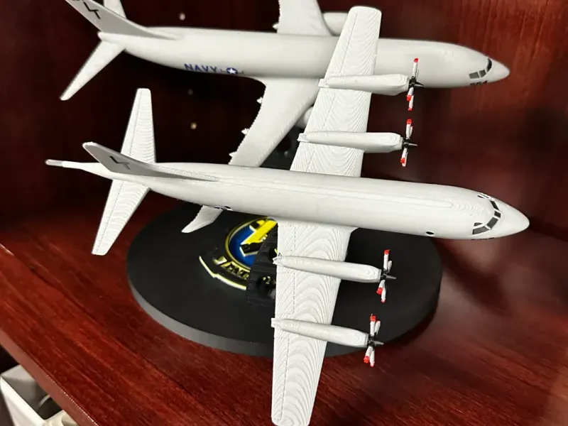 P-3 & P-8 Diorama