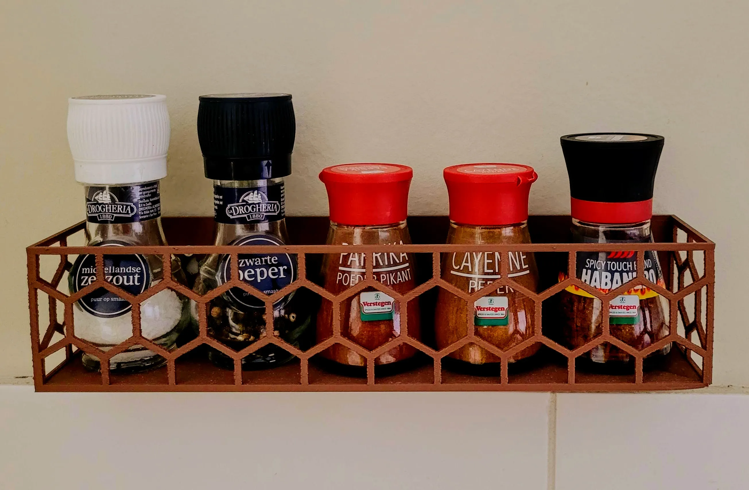Wall-Mountable Hexagon Spice Rack for Kitchen
