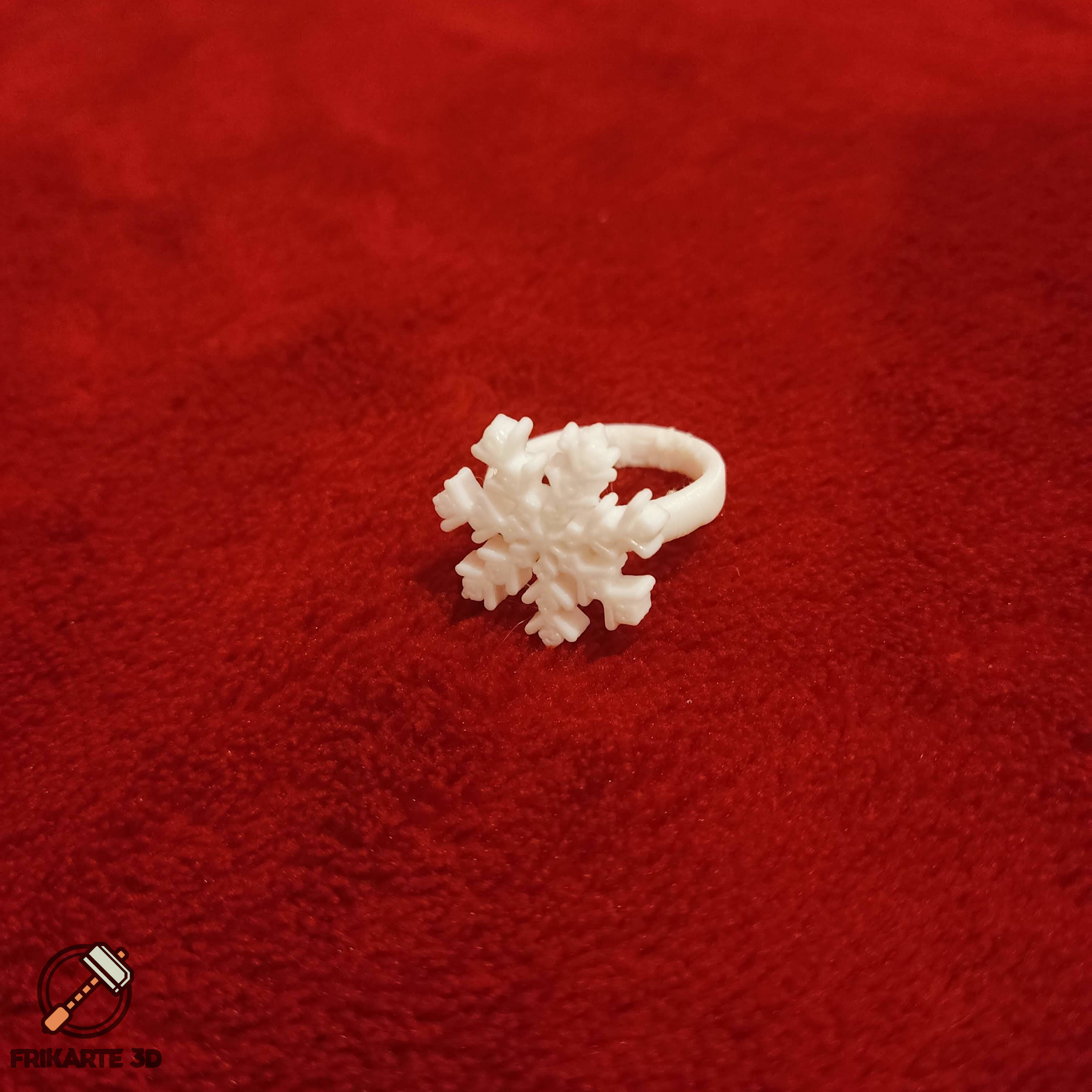 Snowflake Ring