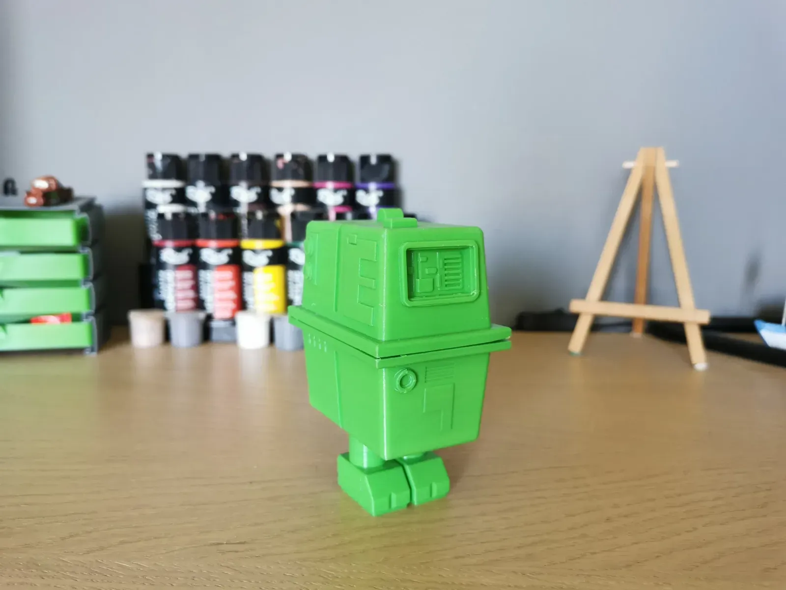 1:12 Gonk Droid - GNK-Series Power Droid