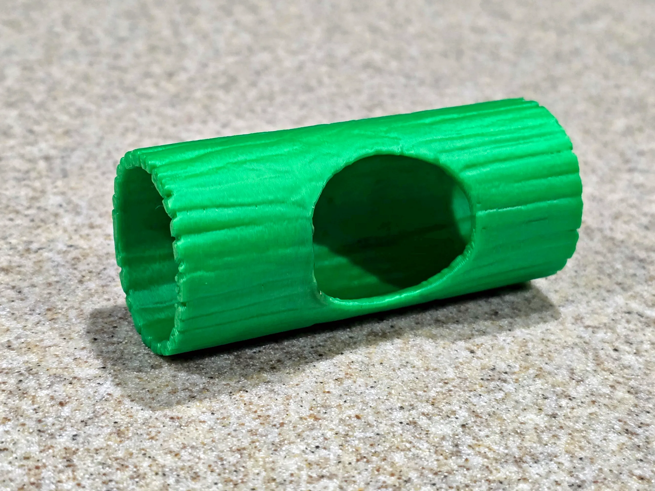 Log Hide, Reptiles and Small Critters