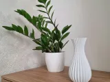 Round Prism Vase-1