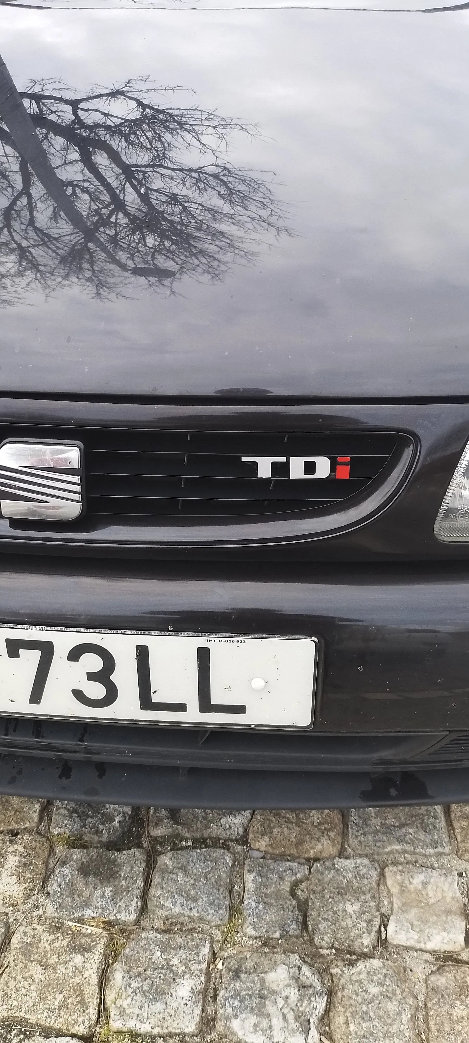 SEAT IBIZA 6K - LETRAS GT TDI - GRELHA FRONTAL E MALA