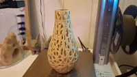 Voronoi vase-2