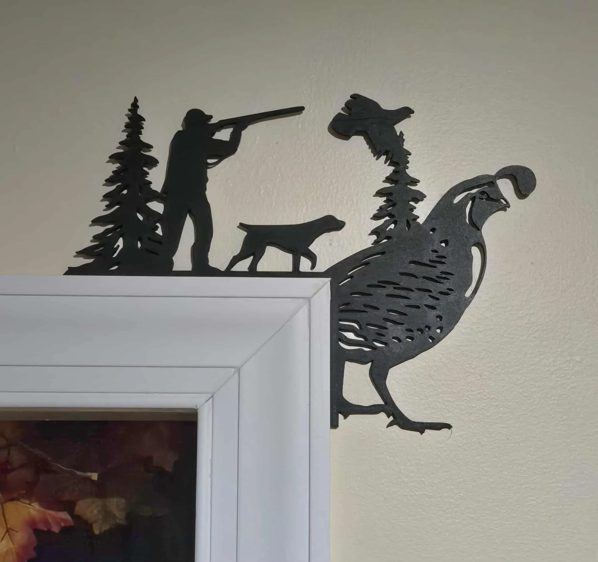 Hunter Door Corner Decor-0