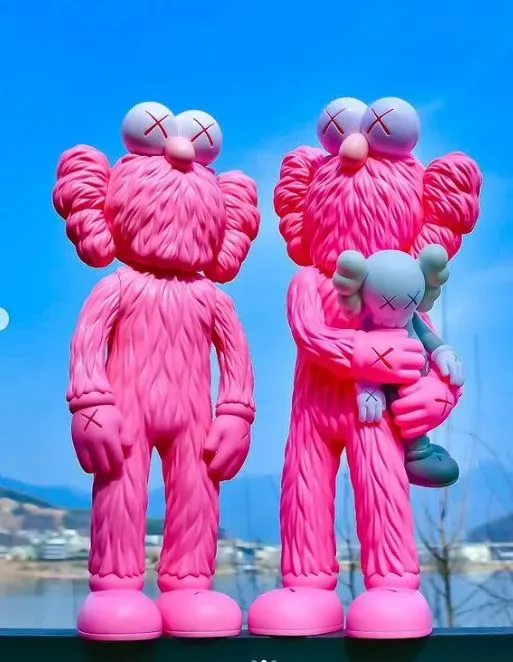 Kaws BFF x Take Fan Art Toy