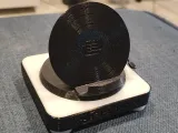 Vinyl Turntable Phone Stand-1