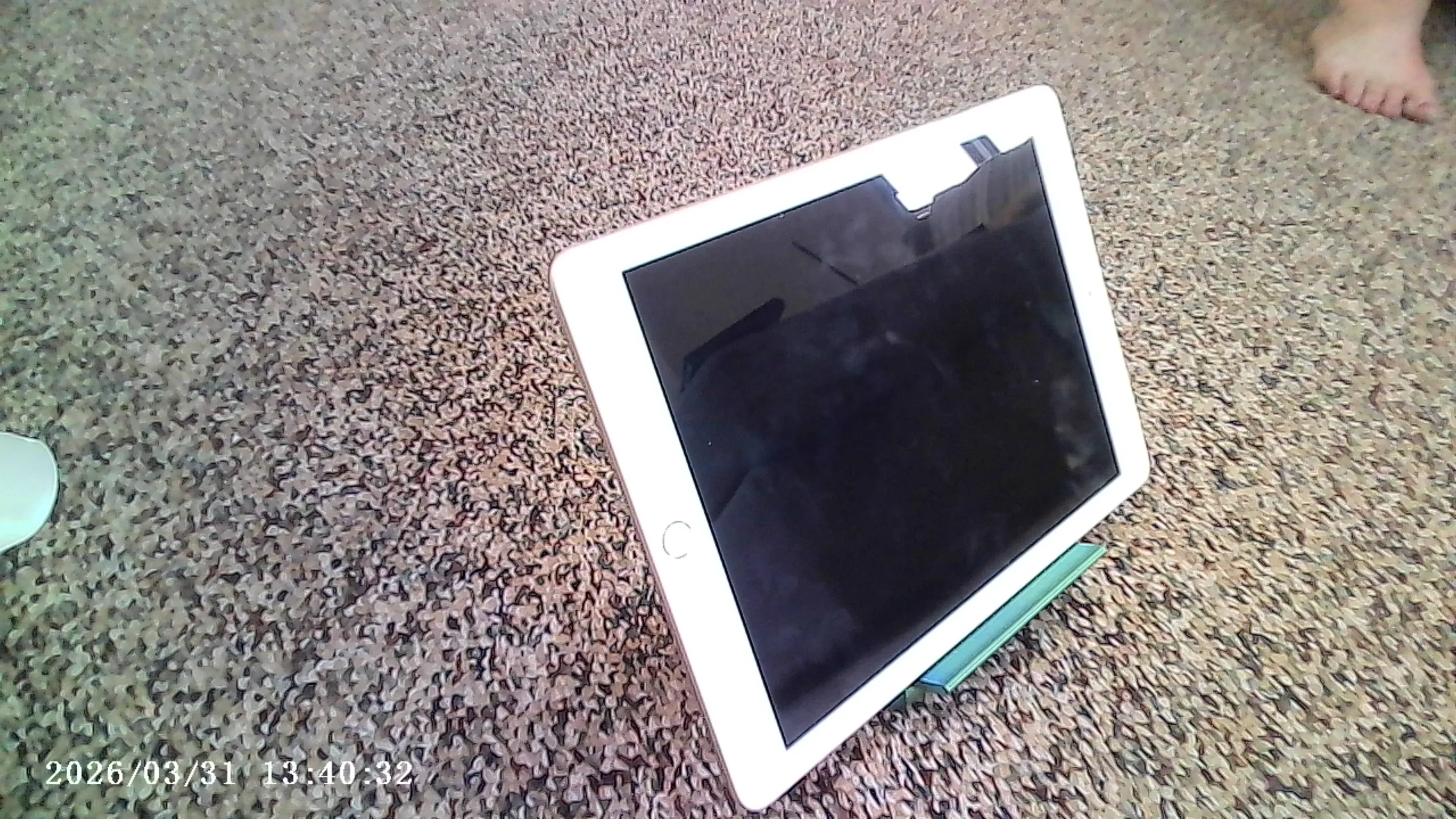 iPad tablet desk stand-0