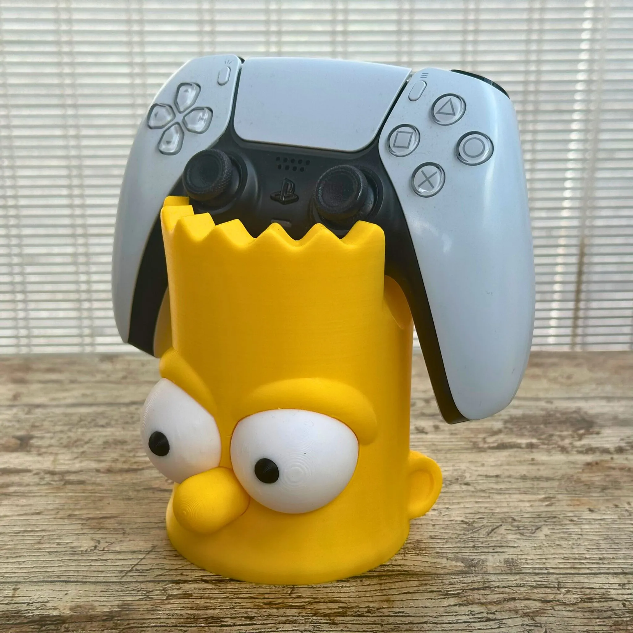 BART SIMPSON CONTROLLER HOLDER / PENCIL HOLDER