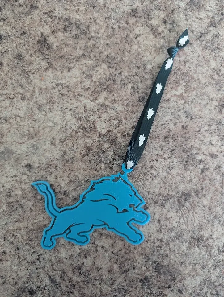 Detroit Lions Christmas Ornament