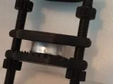 Ball stretcher crusher-0