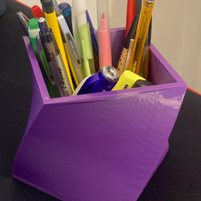 Spiral Pen Holder