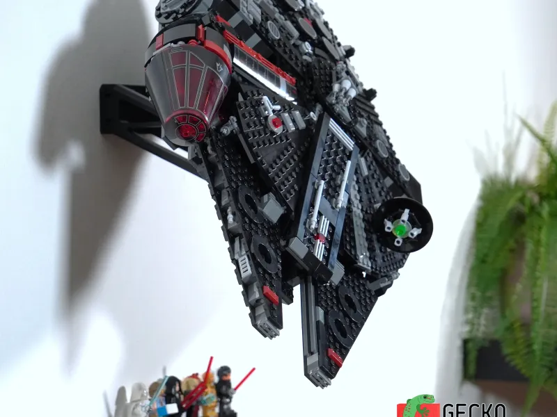 Wall mount for LEGO Star Wars The Dark Falcon 75389