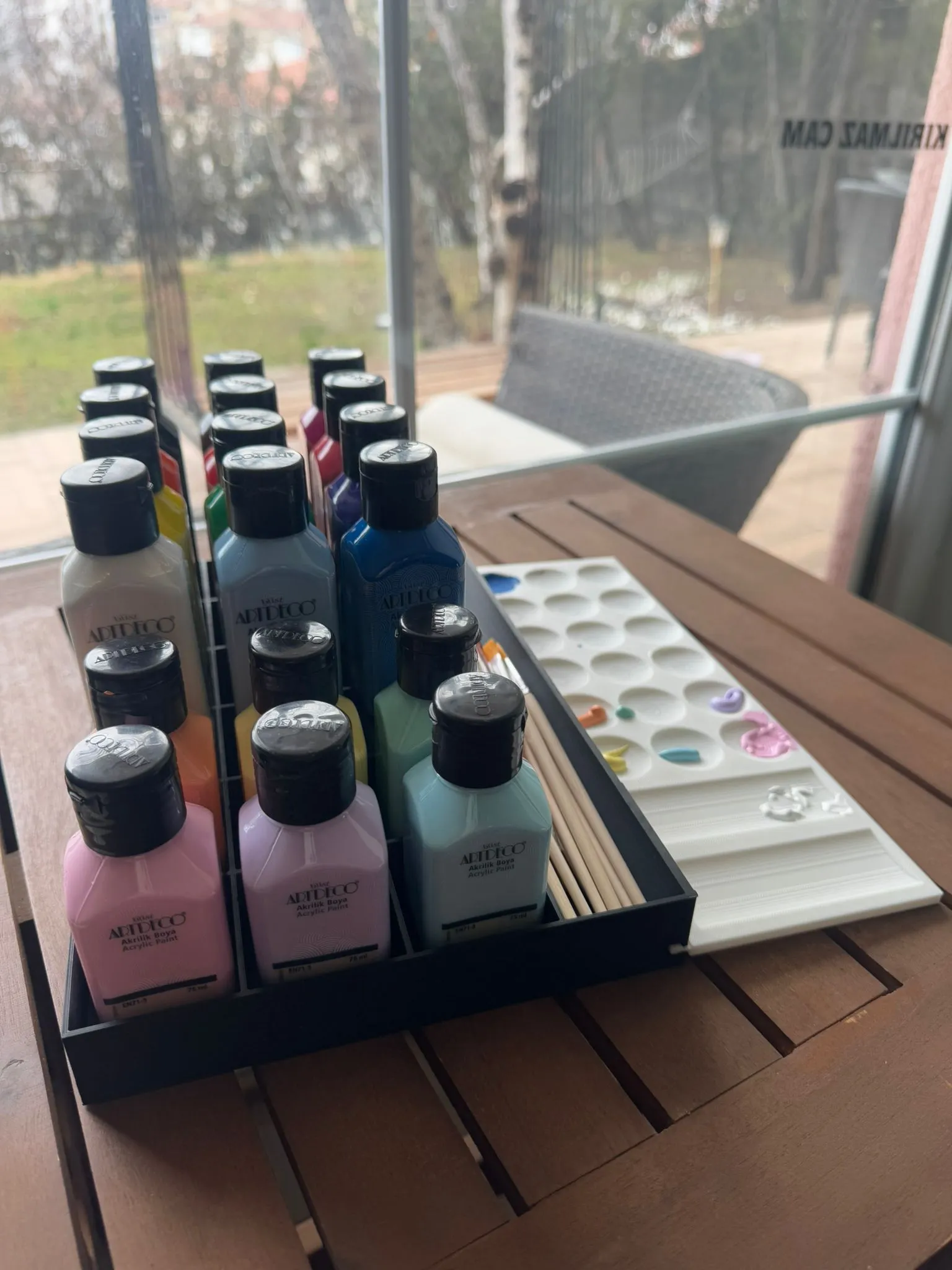 Art Deco Acrylic Paint Organizer with Built in Paint Palette