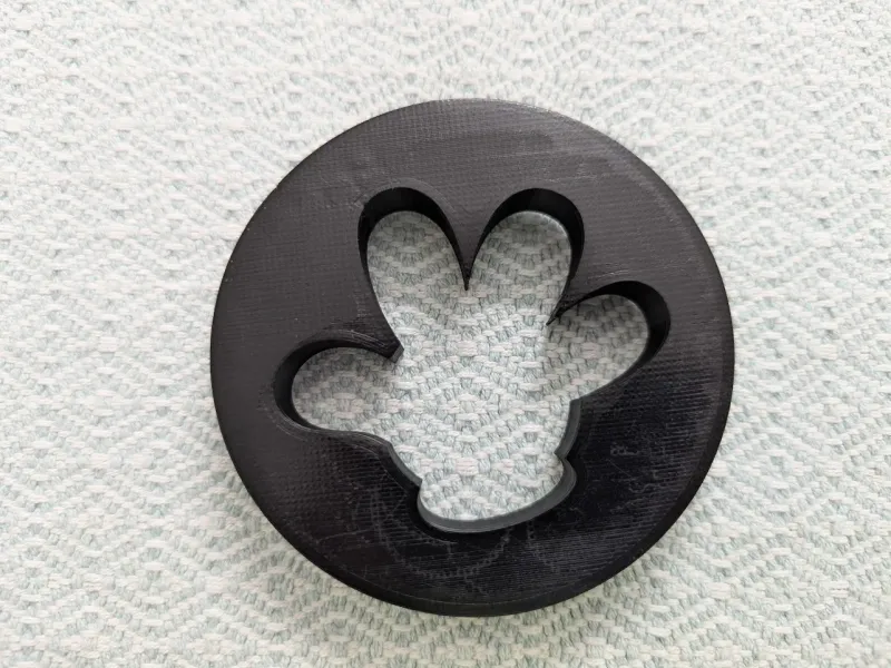 Mickey Mouse Hand Cookie Cutter