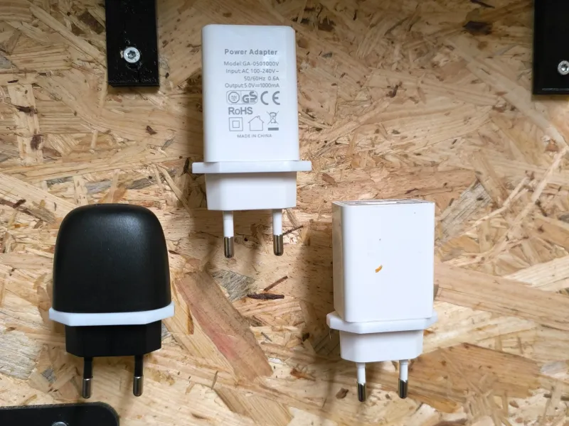 wall holder plug charger