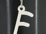 F keychain-0