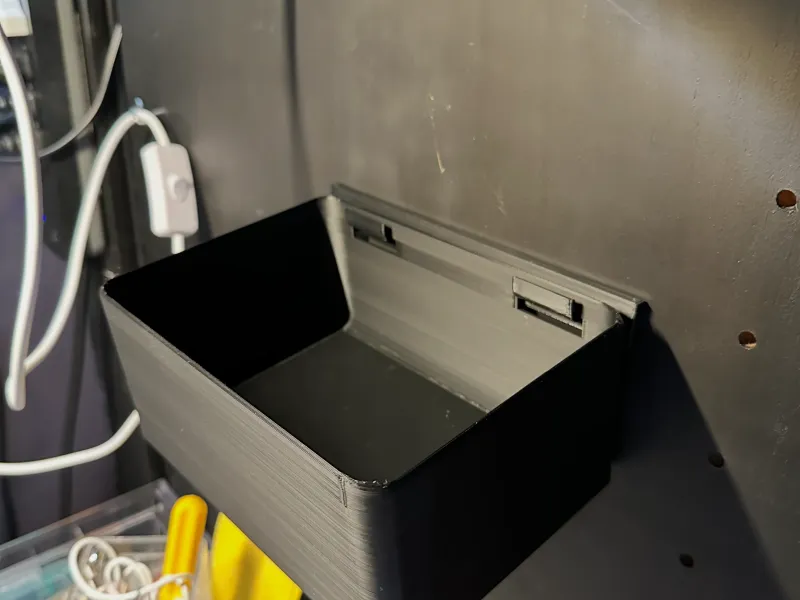 Wall Mounted bin