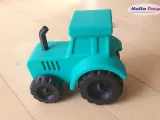 Toy tractor-3