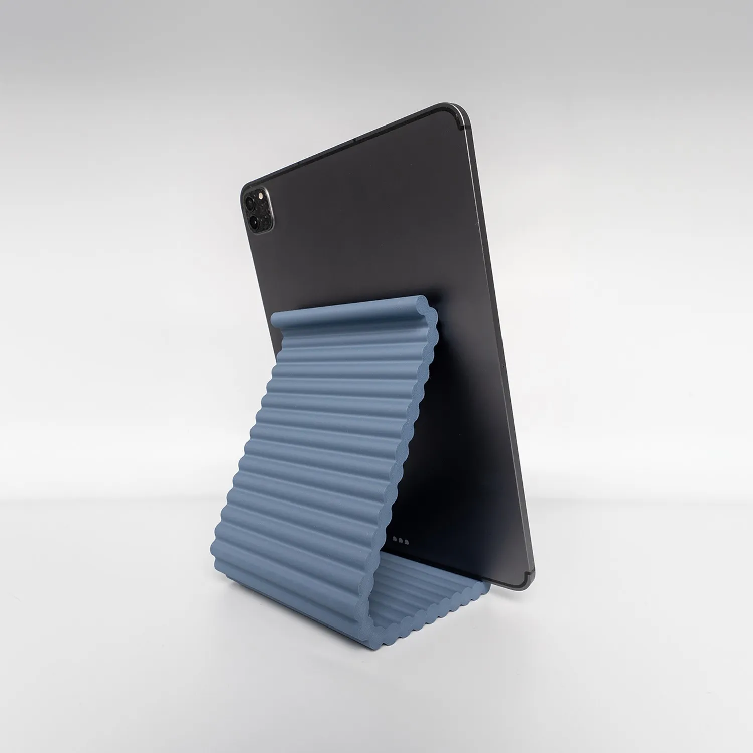 Soporte abatible para tabletas