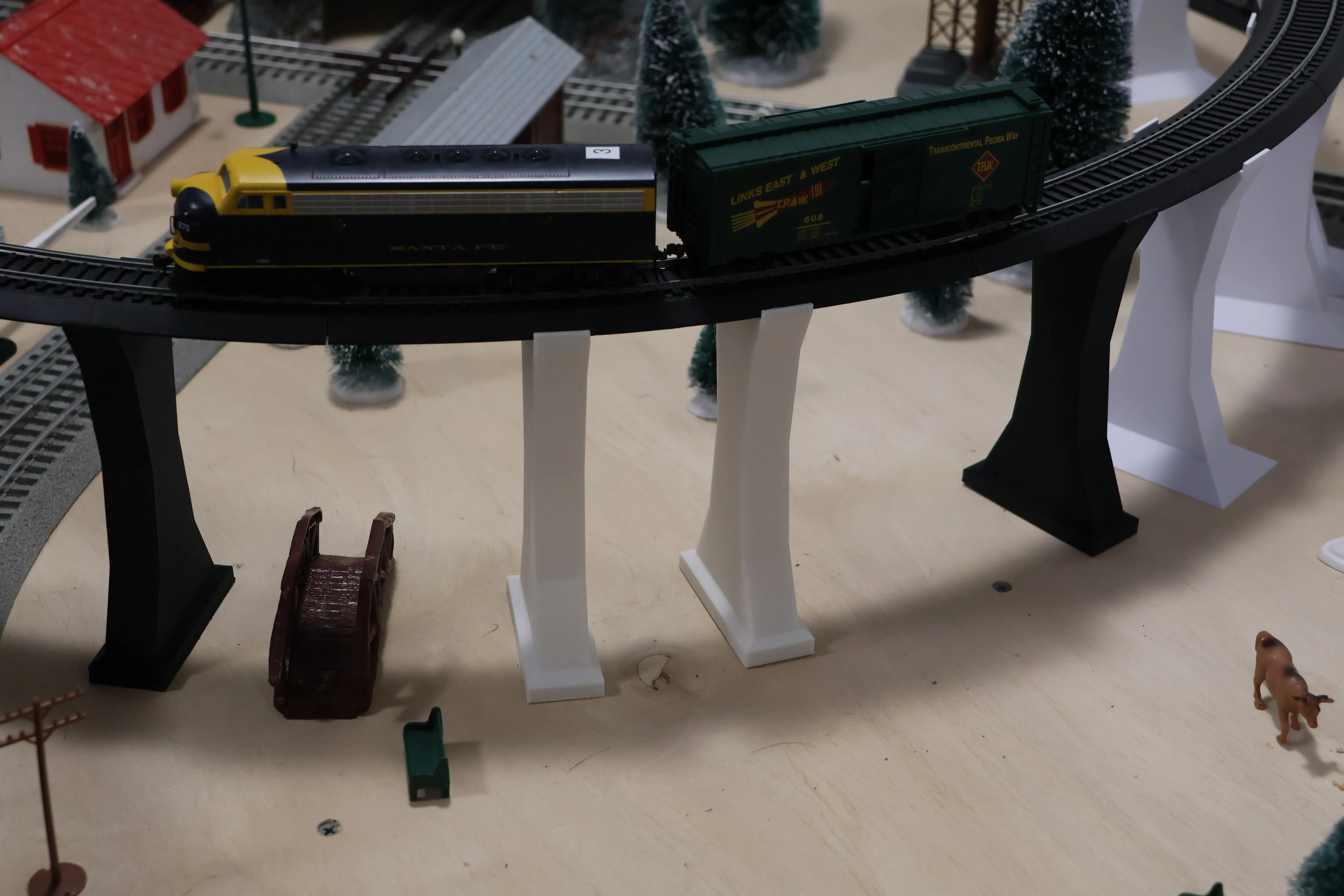 HO Scale 6" Track Riser