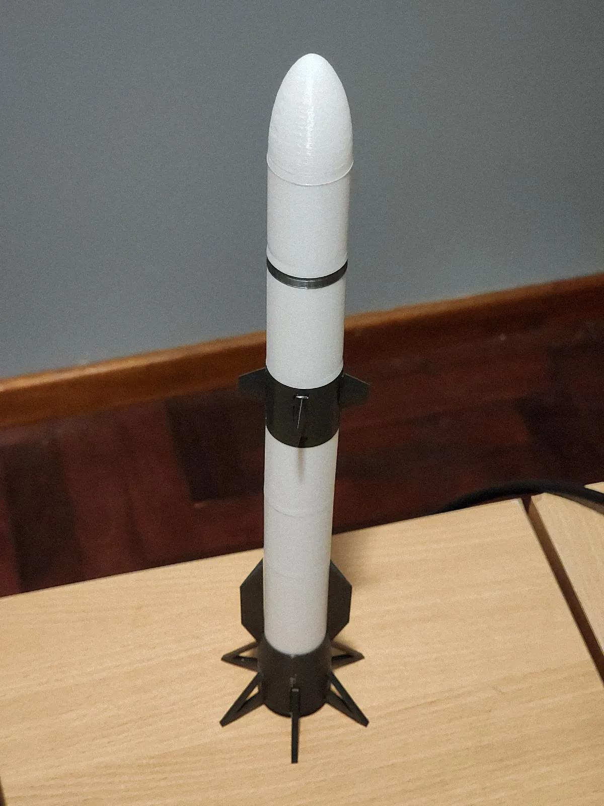 Modelo de cohete New Glenn, escala ~1:250