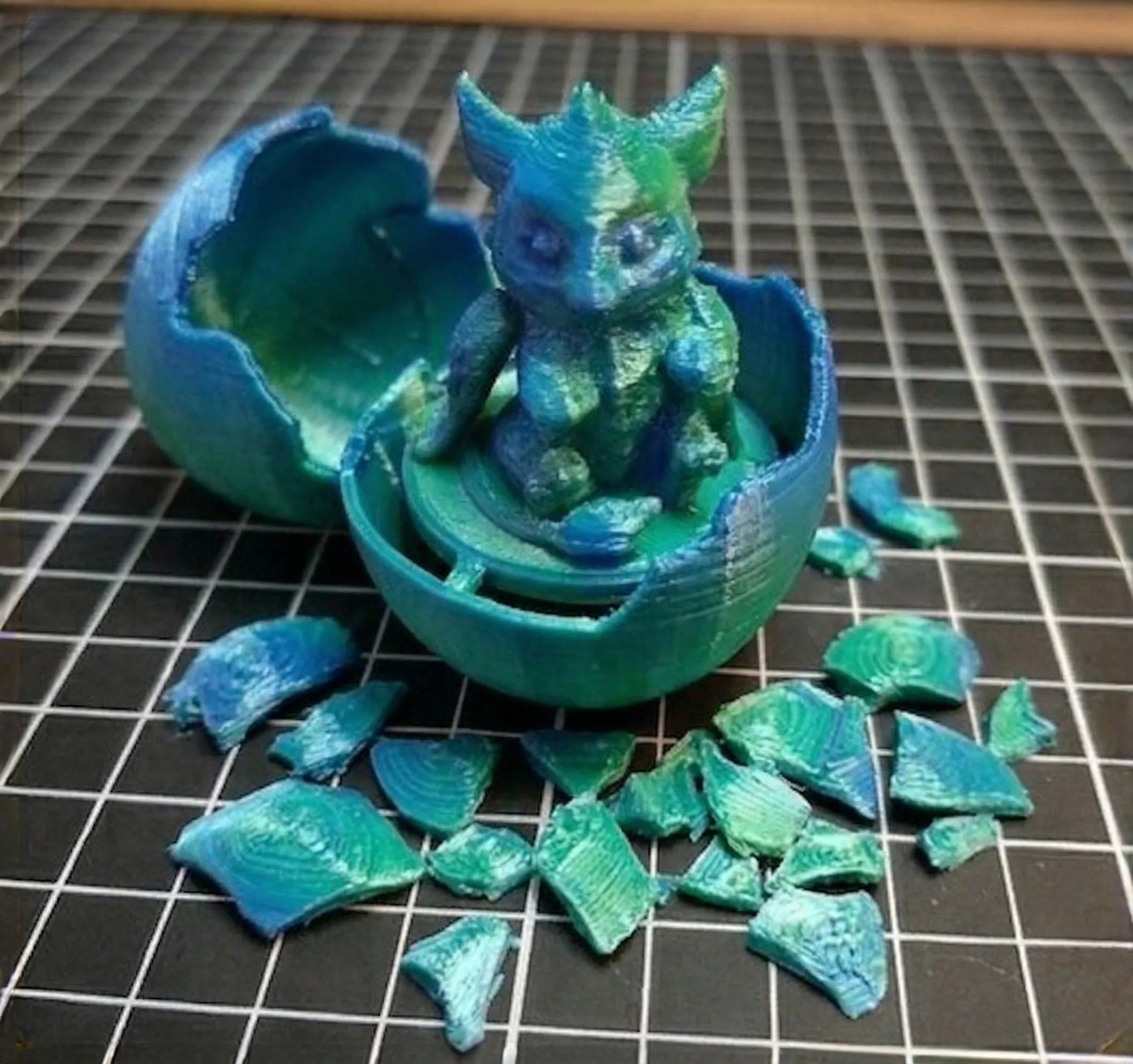 Mythical Mystery Eggs: 5 Support-Free Print & Paint Models