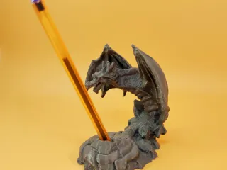Dragon Pen Holder